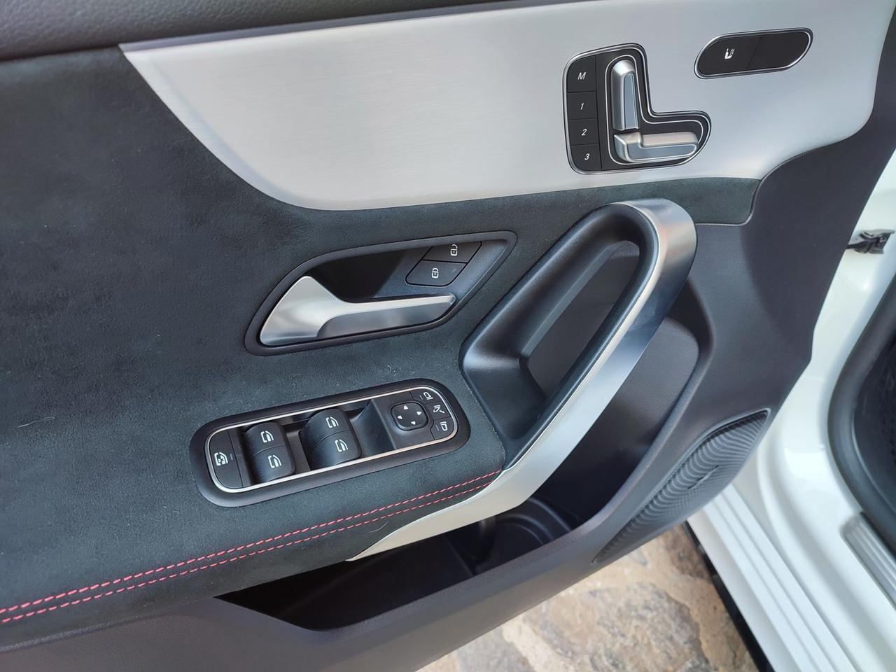 Mercedes-Benz A 35 AMG MHEV Premium Plus #7137