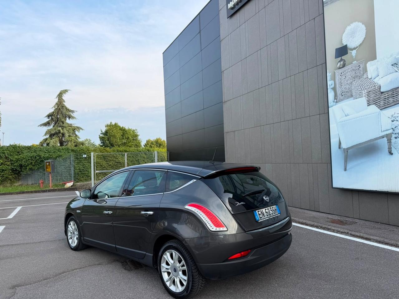 Lancia Delta 1.6 MJT DPF Silver