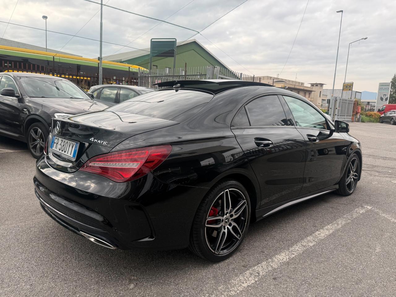 Mercedes-Benz CLA 220 d Premium 4matic auto AMG / TETTO PANORAMICO