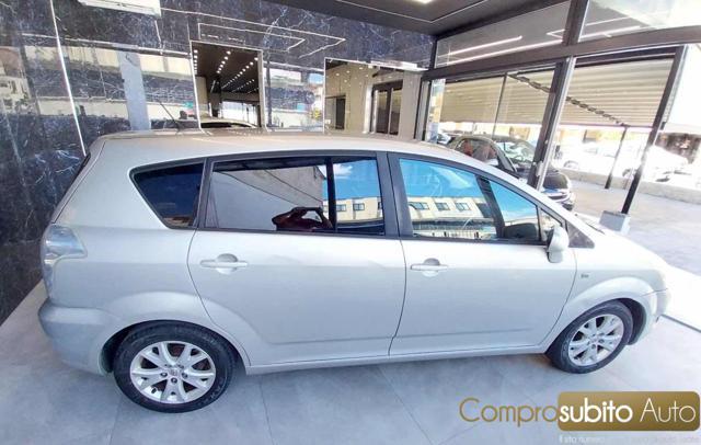TOYOTA Corolla Verso 2.2 16V D-4D Luna 7pti