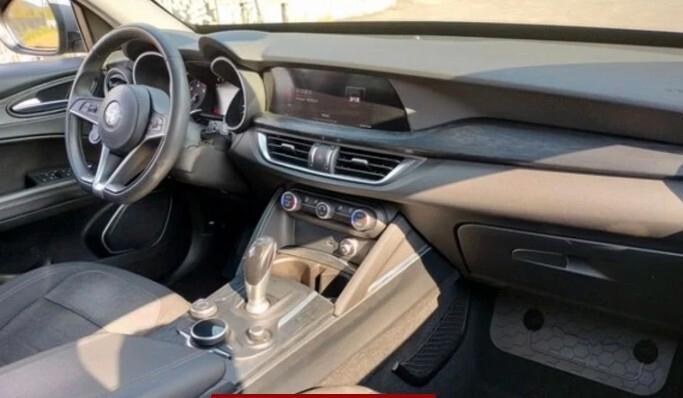 Alfa Romeo Stelvio 2.2 Turbodiesel 160 CV AT8 RWD