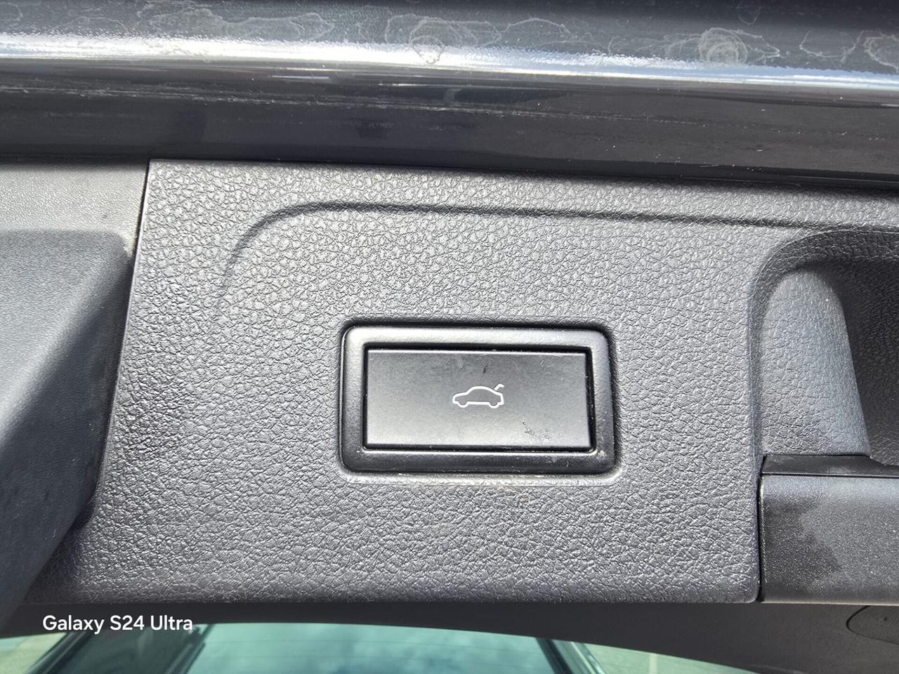 Volkswagen Passat 1.6 TDI DSG Comfortline BlueMotion Technology