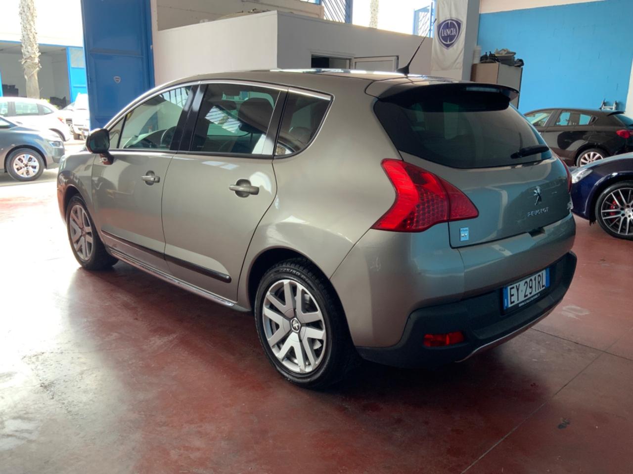 Peugeot 3008 HYbrid4