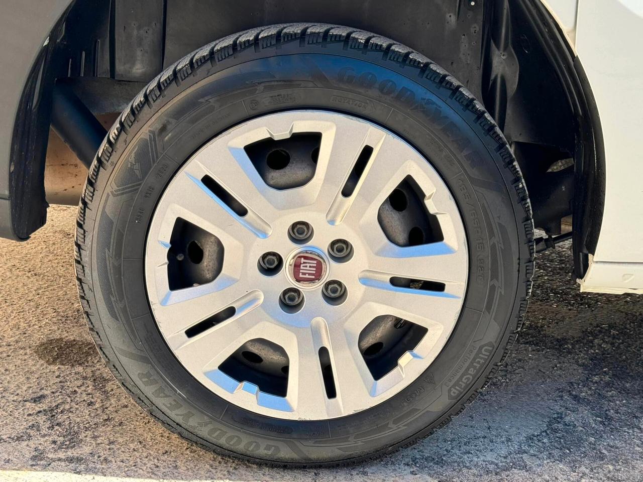 FIAT DOBLO CARGO 1.3 MJ 95 CV. E6 AUTOCARRO PERFETTA