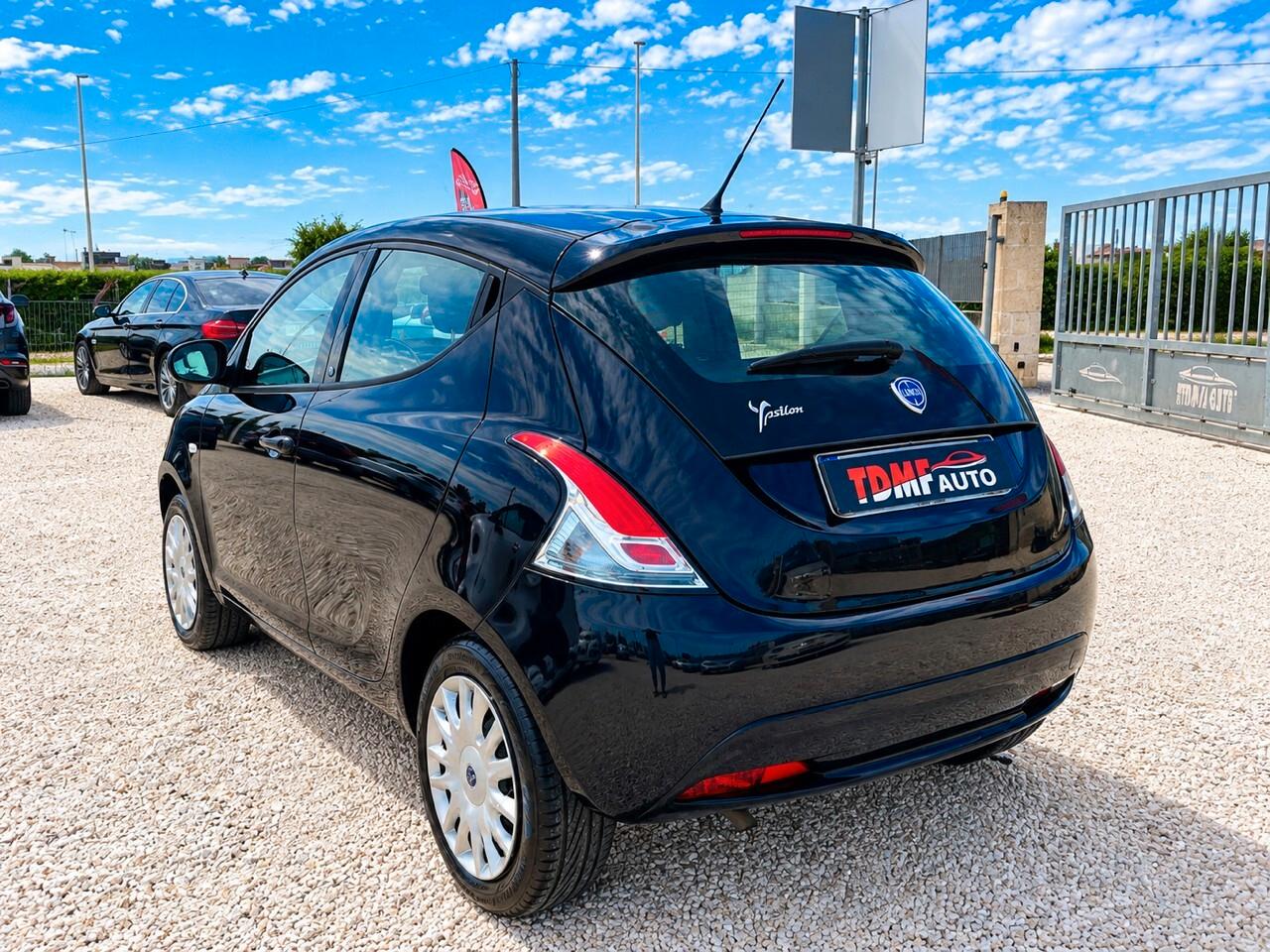 Lancia Ypsilon 1.3 MJT 95 CV 5 porte