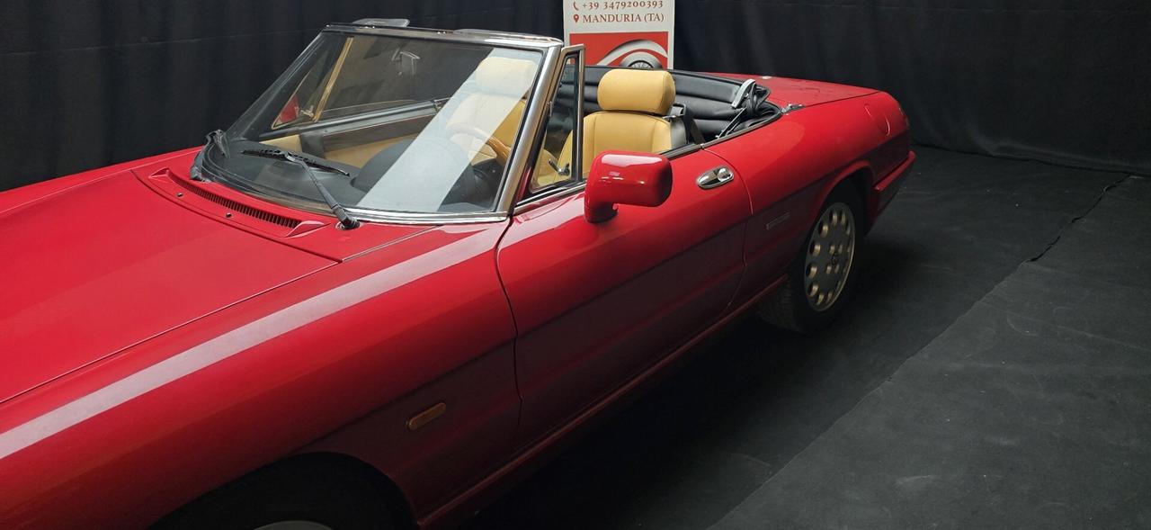 Alfa Romeo Spider 2.0i