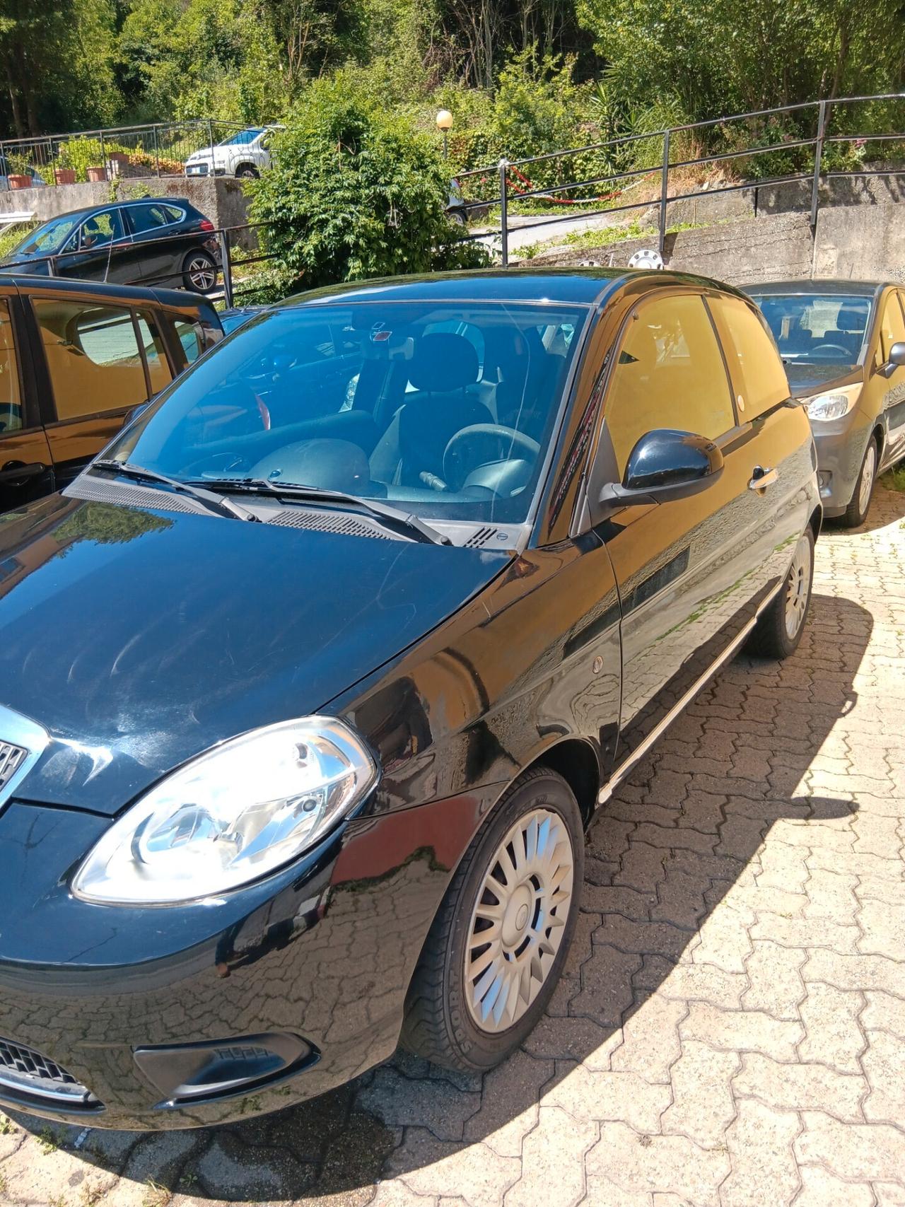 Lancia Ypsilon 1.4 Oro Ecochic GPL