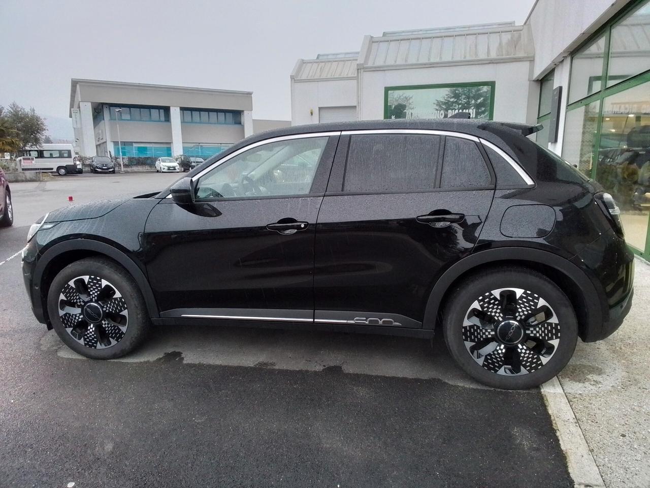 Fiat 600 Hybrid 100 CV DCT MHEV La Prima