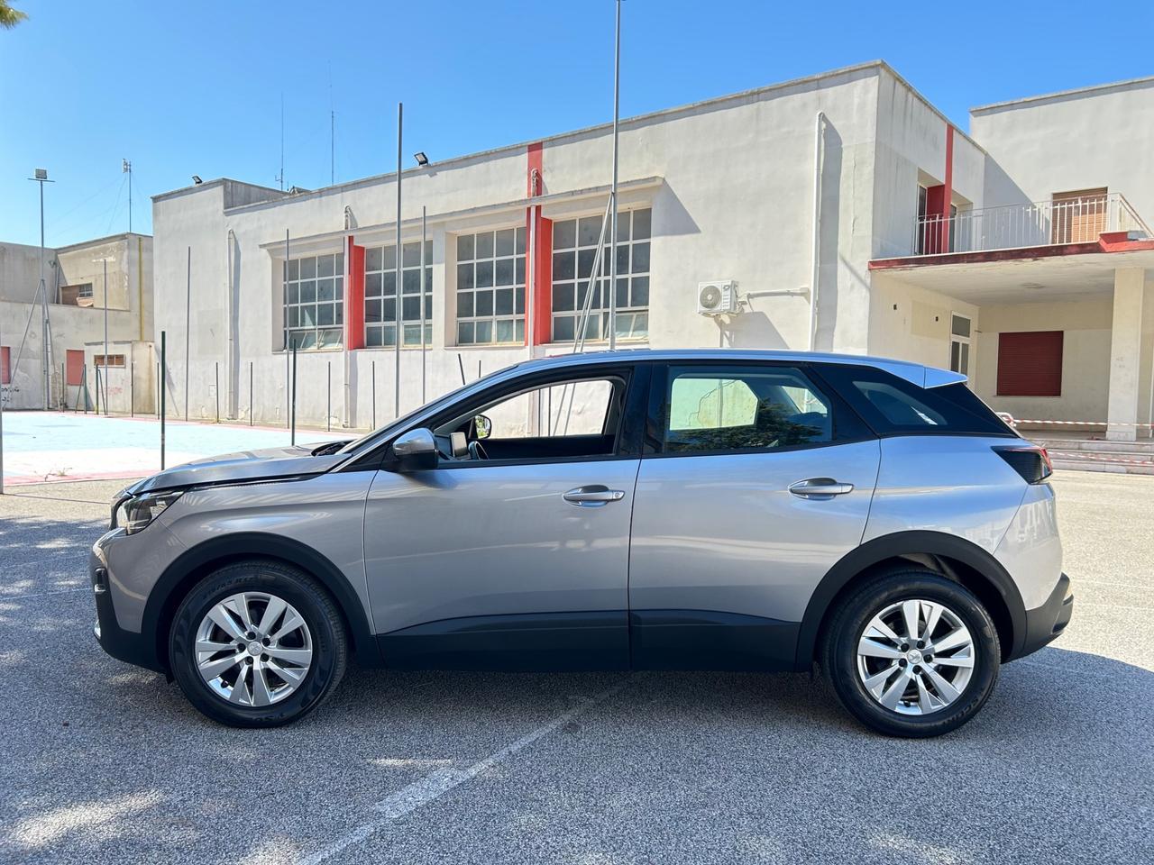 Peugeot 3008 BlueHDi 130 S&S Business