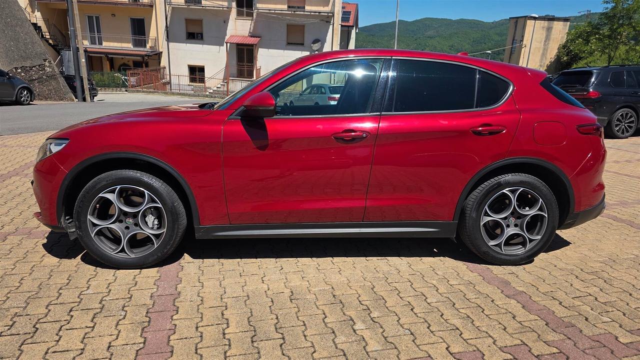 Alfa Romeo Stelvio 2.2 Turbodiesel 210 CV AT8 Q4 Executive