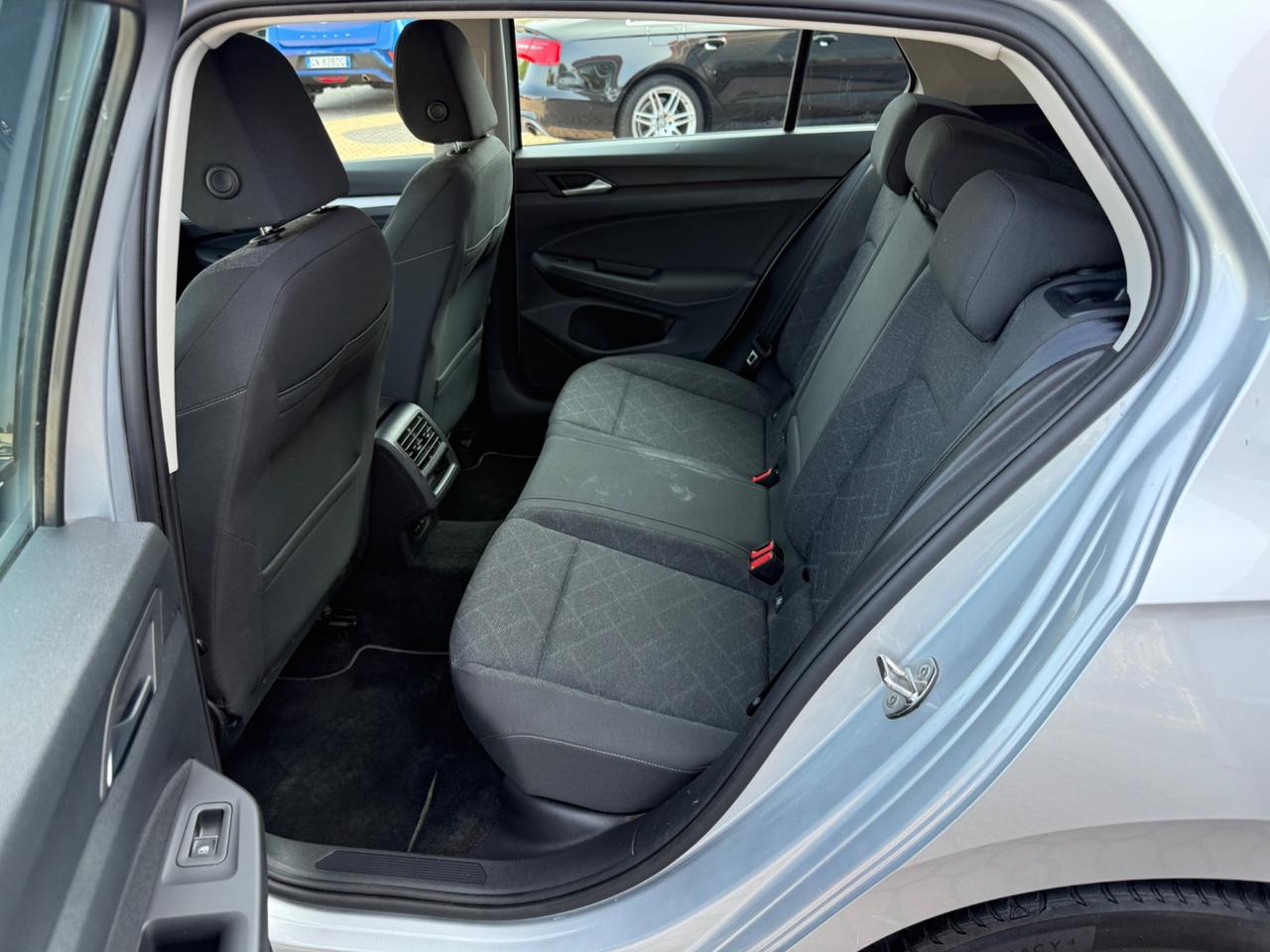 Volkswagen Golf 1.5 TGI DSG Life