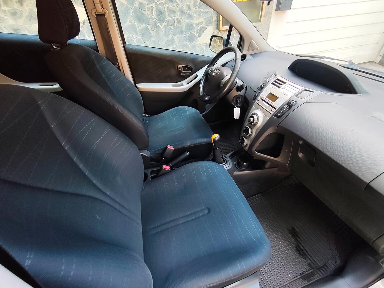Toyota Yaris 1.0 5 porte 2006
