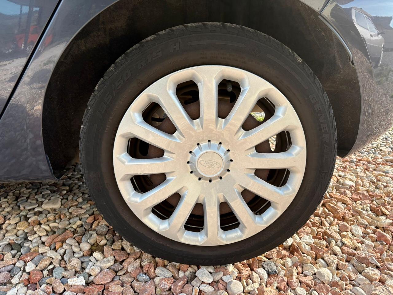 Ford Fiesta TITANIUM 1.2 5P. UNICO PROPRIETARIO