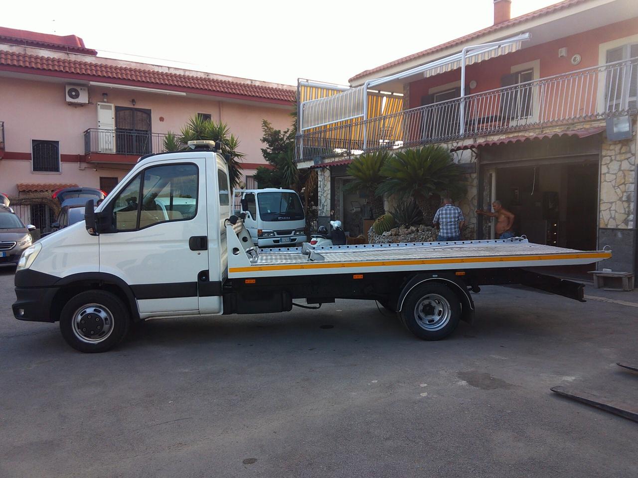 Iveco Daily 35C17LV CARROATREZZI 106000 KM 2012