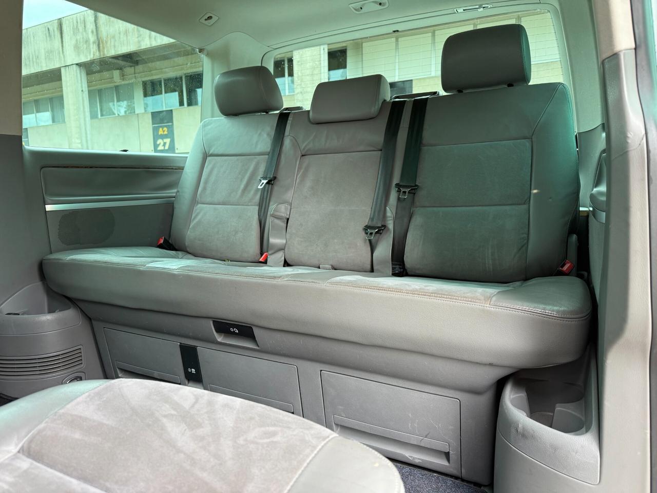 Volkswagen Multivan 2.5 TDI/174CV 4motion Highline
