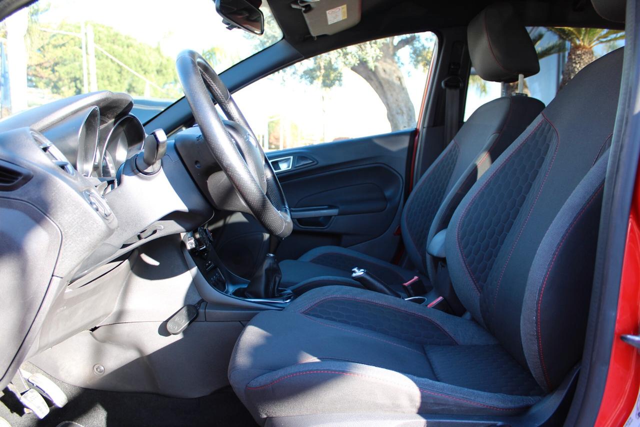 Ford Fiesta 1.5 TDCi 95CV 5 porte ST-Line