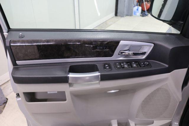 CHRYSLER Grand Voyager 2.8 CRD DPF Touring