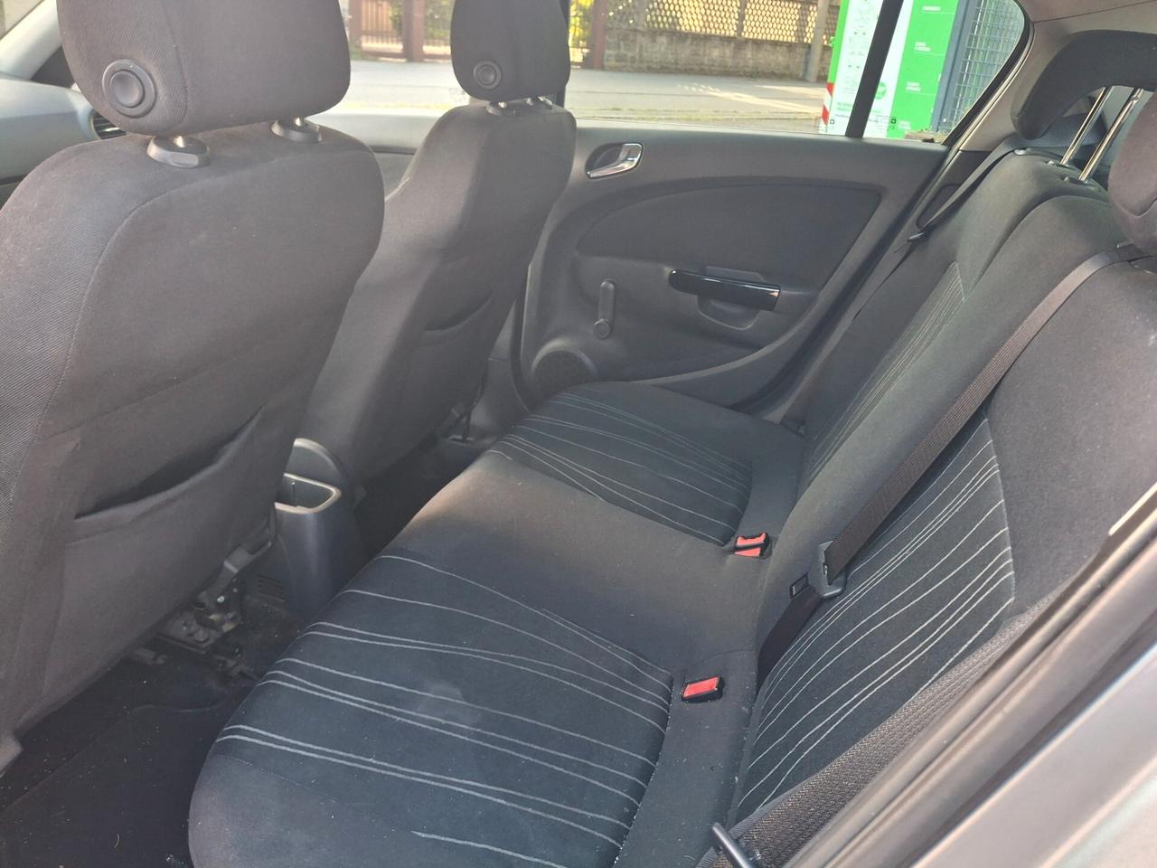 Opel Corsa 1.2 80CV 5 porte GPL-TECH Edition