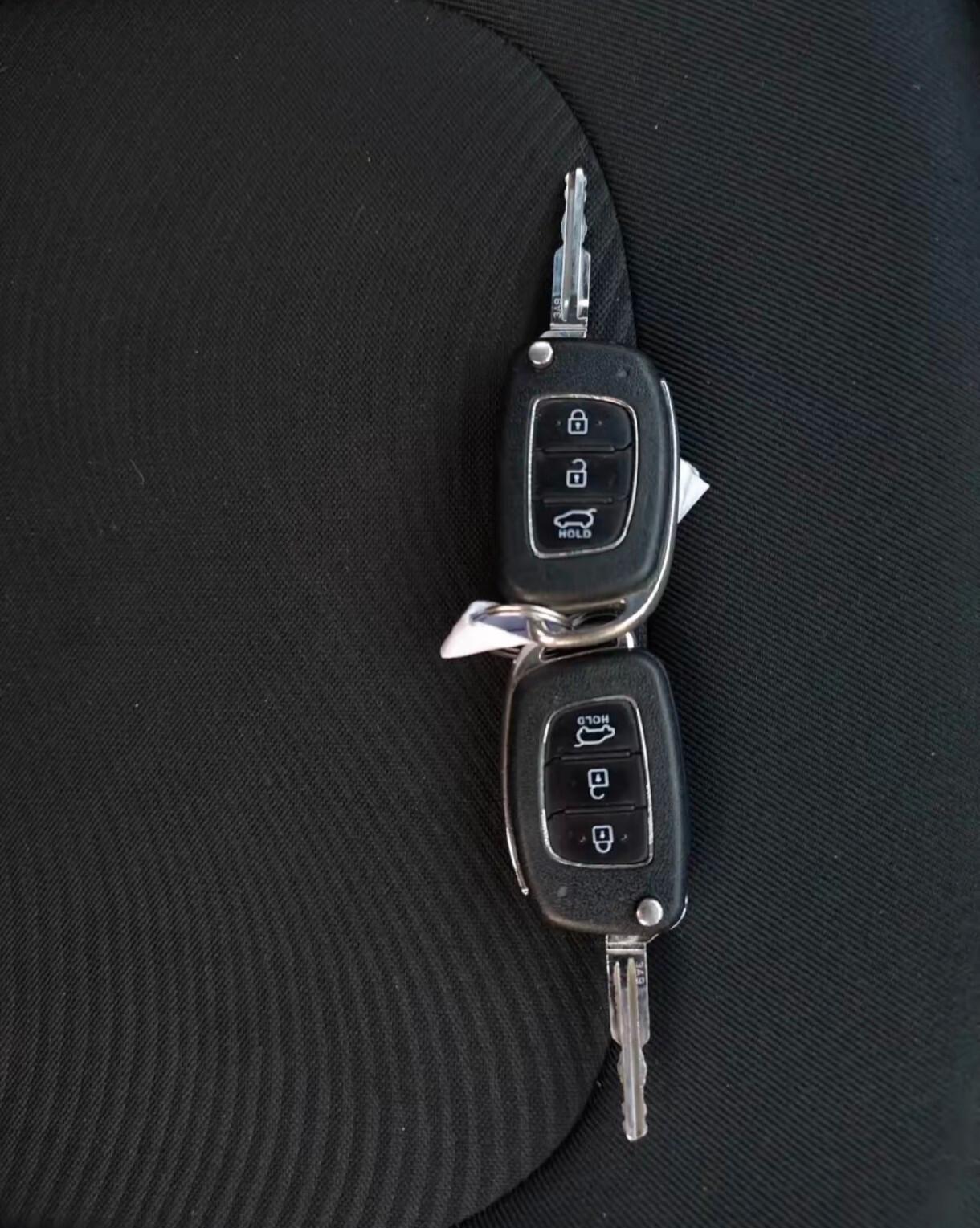 Hyundai i10 1000 BENZINA KM 85342