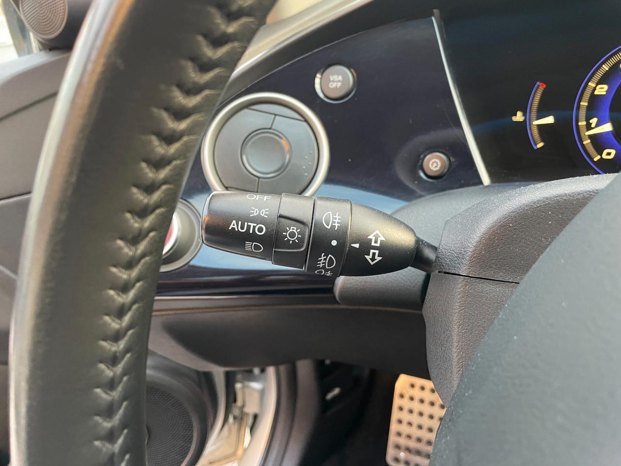 Honda Civic 5p 1.8 i-vtec Exclusive AUTOMATICA NEOPATENTATI