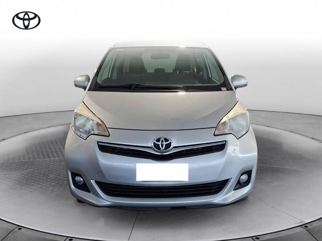 Toyota Verso-S 1.4 Active MT