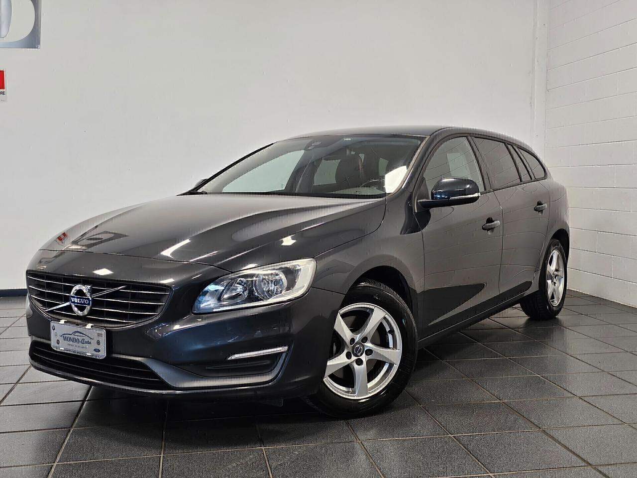 Volvo V60 D2 1.6 Powershift Kinetic 115cv 2015