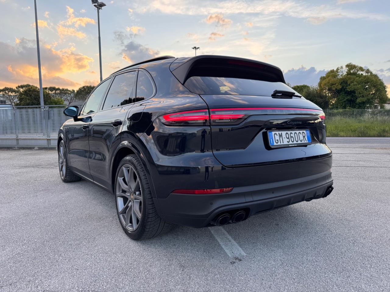 Porsche Cayenne 3.0 V6 E-Hybrid Platinum Edition