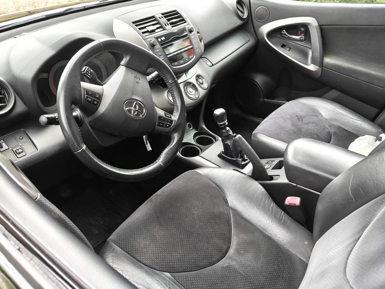Toyota RAV 4 RAV4 2.2 D-4D 150 CV DPF
