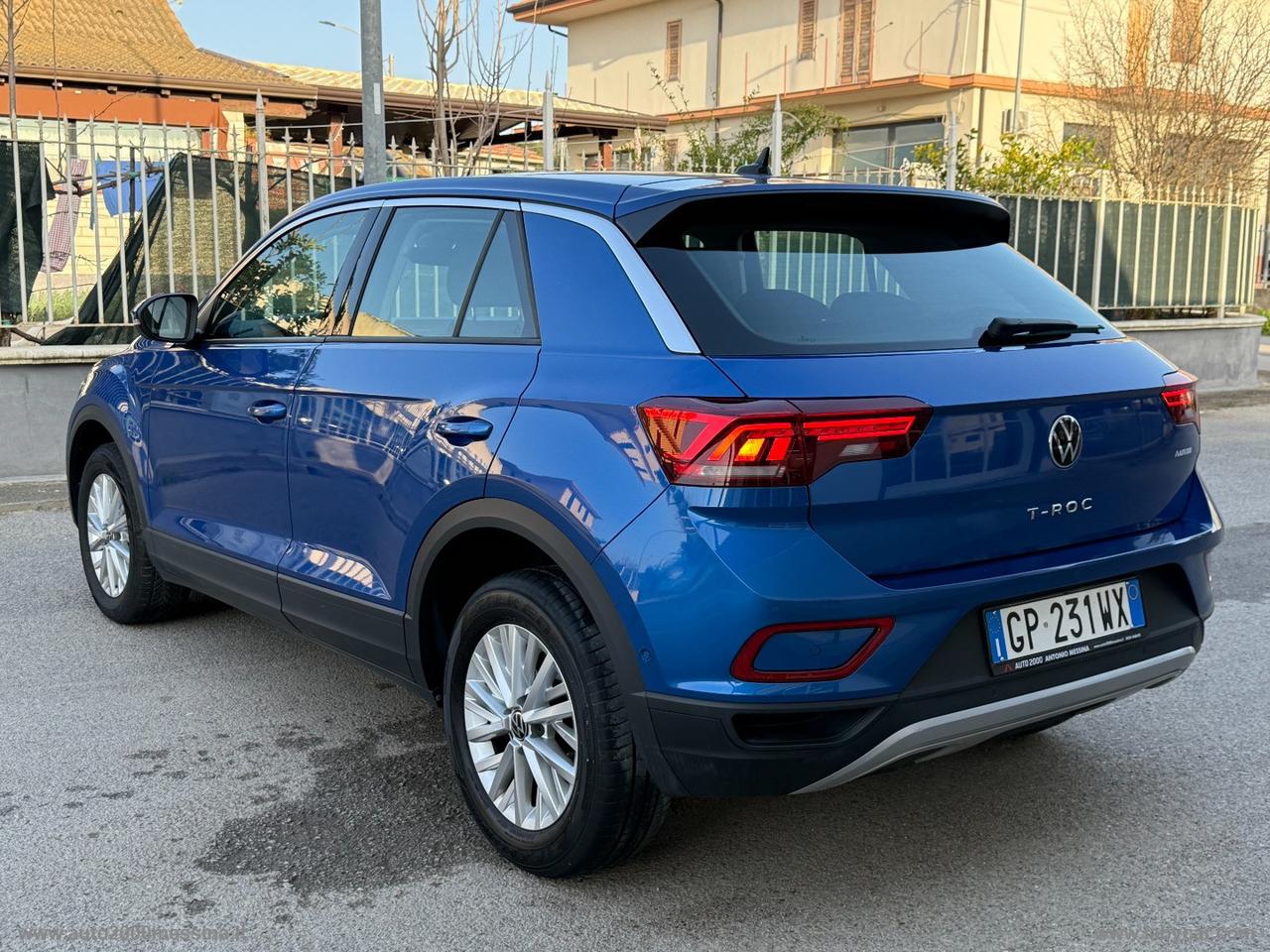 VOLKSWAGEN T-Roc 1.0 TSI Life