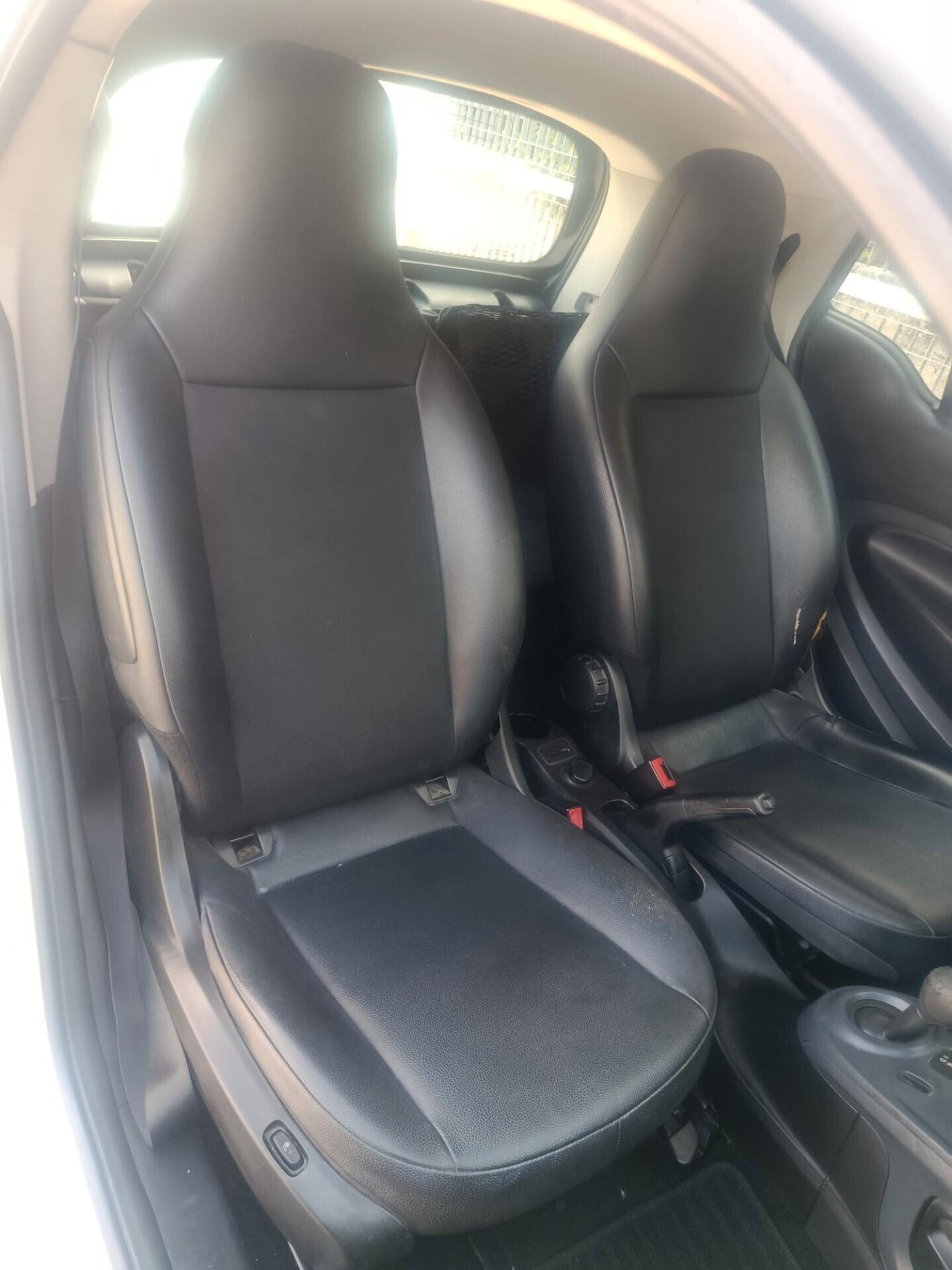 Smart ForTwo 70 1.0 twinamic Youngster l iper full pelle navi sedili riscaldabili