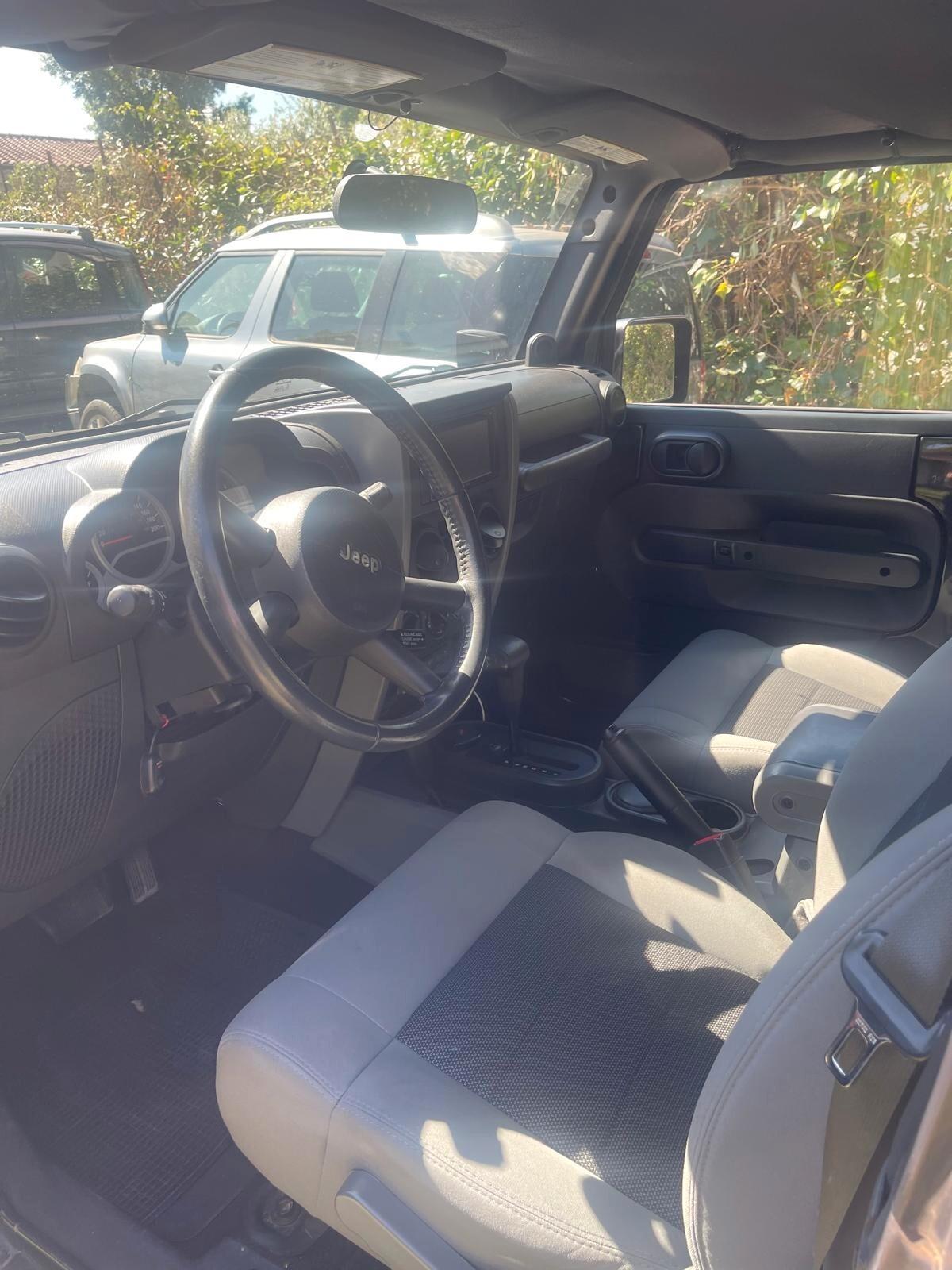 Jeep Wrangler 2.8 CRD DPF Sahara Auto