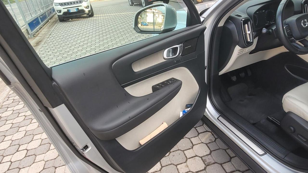 Volvo XC40 D3 Inscription FULL OPTIONALS - COME NUOVA