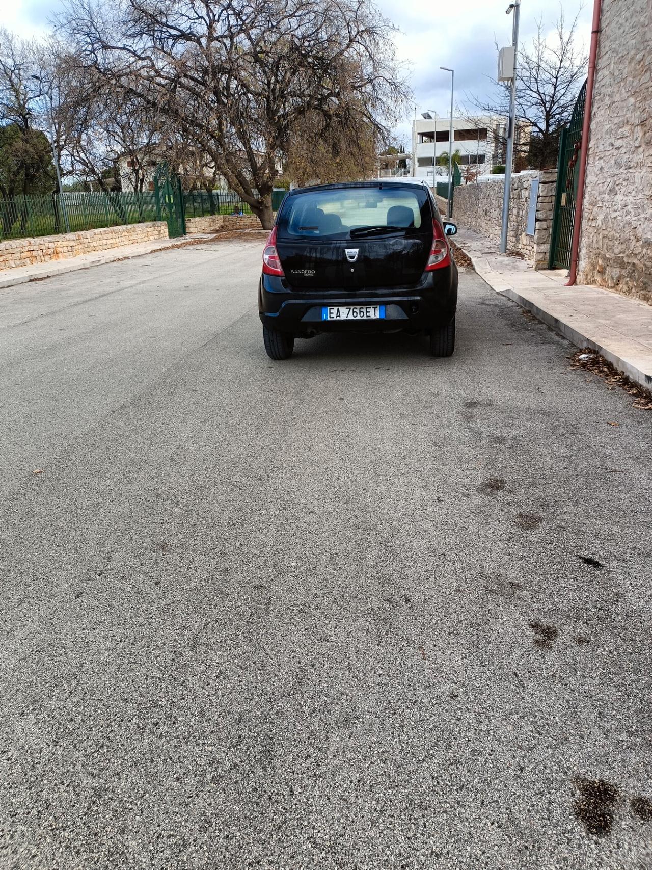 Dacia Sandero 1.4 8V GPL Lauréate ok neopatentati