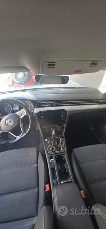 VOLKSWAGEN Passat 9 serie - 2019
