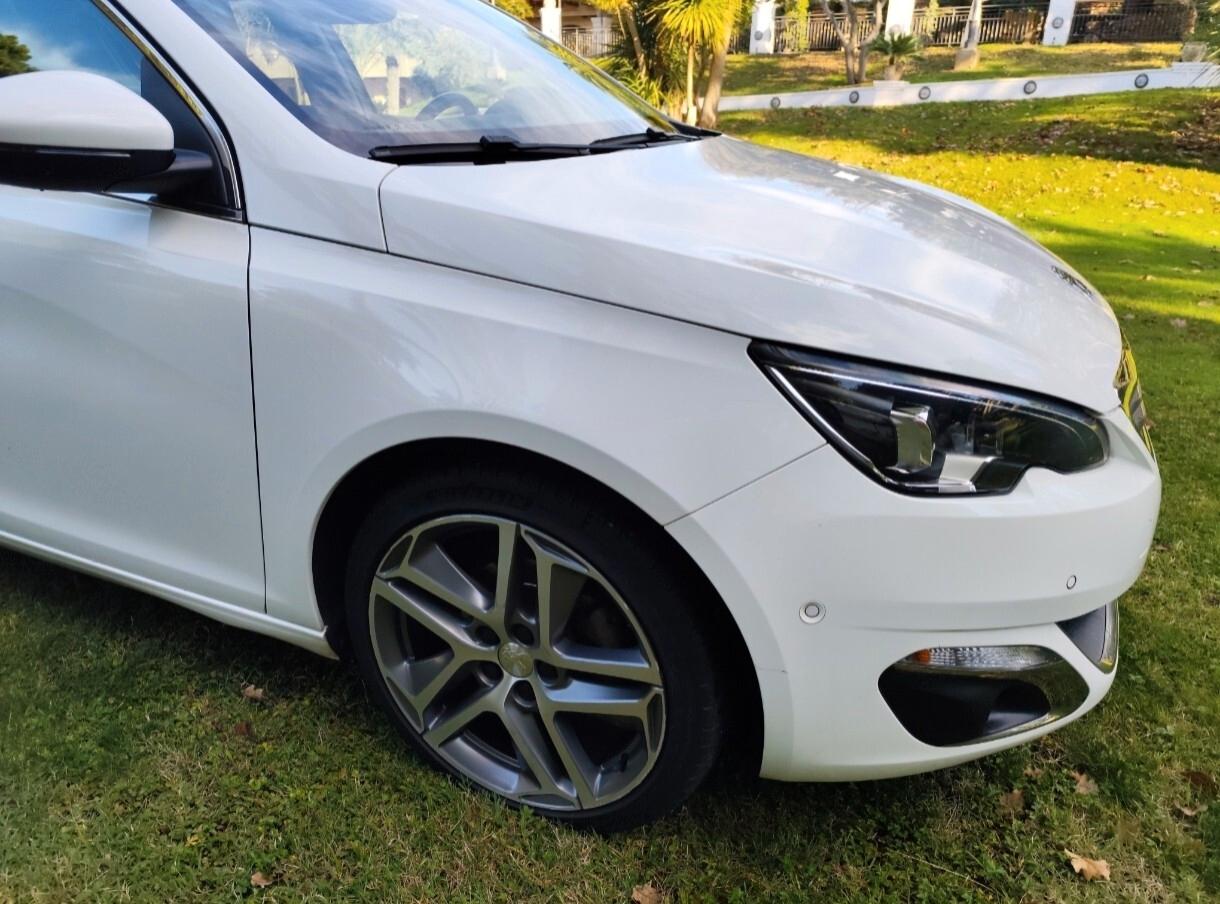 Peugeot 308 1.6 e-HDi 115 CV Stop&Start Allure