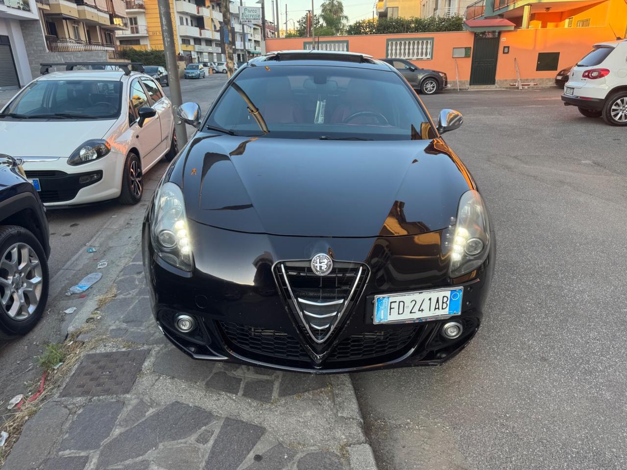 Alfa Romeo Giulietta 1.6 JTDm-2 CV Exclusive Full Optional