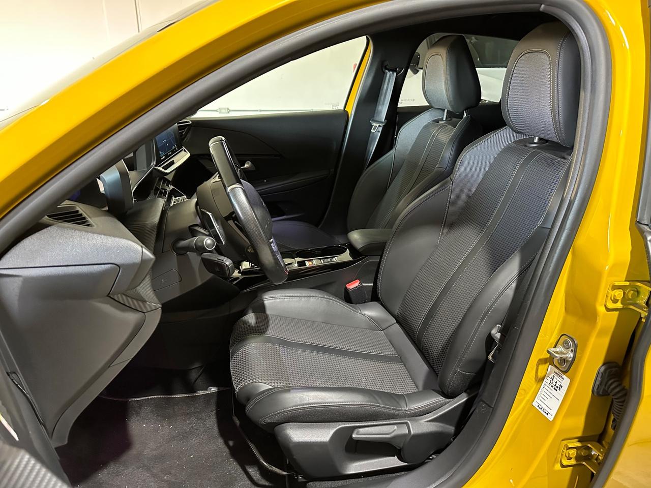 Peugeot 208 PureTech 100 Stop&Start EAT8 5 porte GT Line