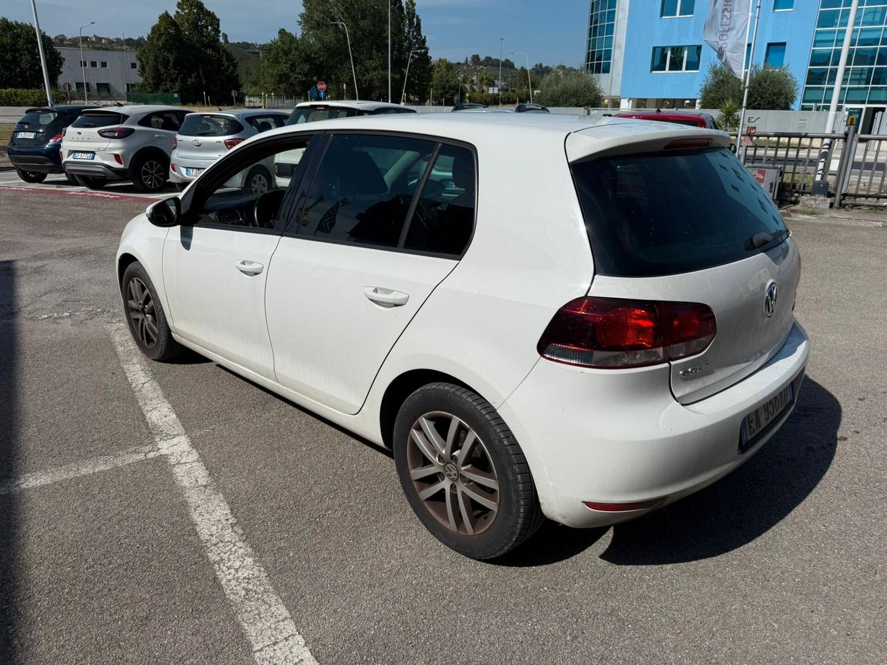 VOLKSWAGEN GOLF VI 1,6 TDI 105 CV COMFORTLINE 5P