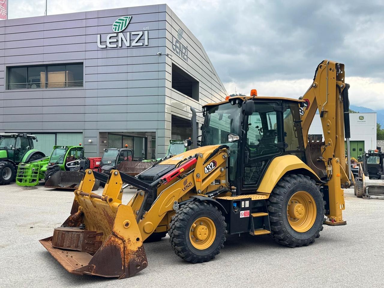 TERNA CATERPILLAR 432