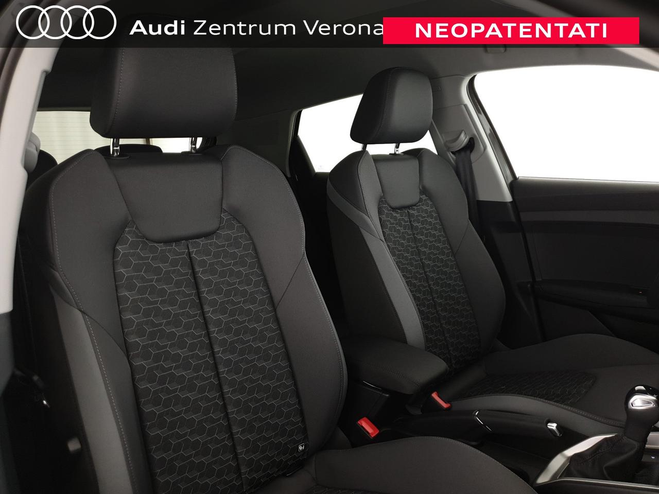Sportback 30TFSI 116CV S tronic Identity Black