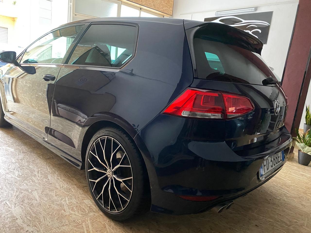 Volkswagen Golf 2.0 TDI 3p. Sport Edition BlueMotion Technology