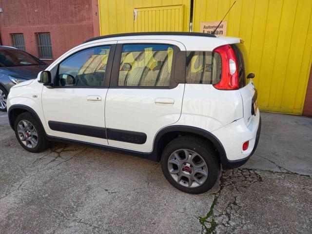 FIAT Panda 0.9 TwinAir Turbo 4x4 NEOPATENTATI