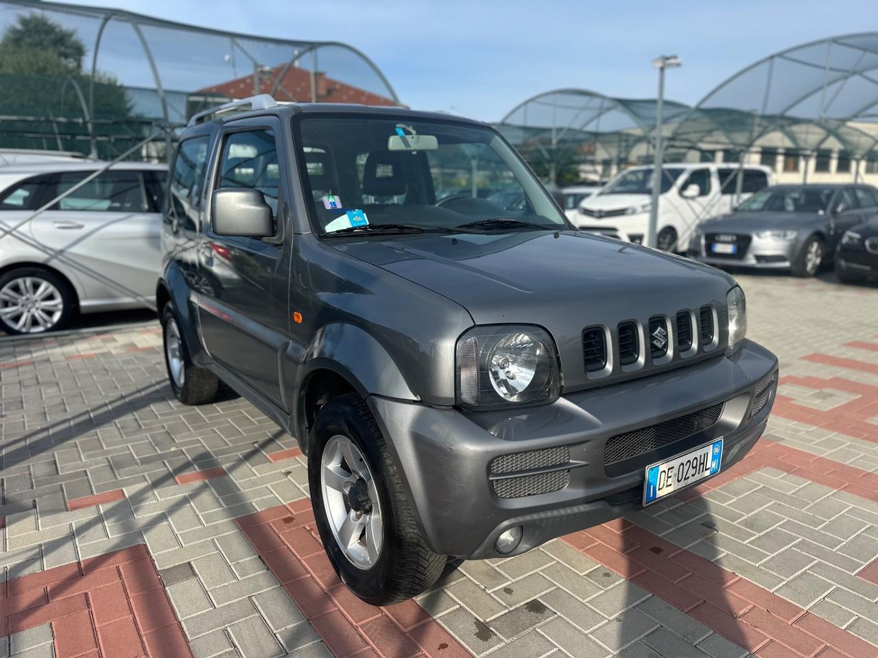 Suzuki Jimny 1.3i 85CV 4WD UNICO PROPRIETARIO