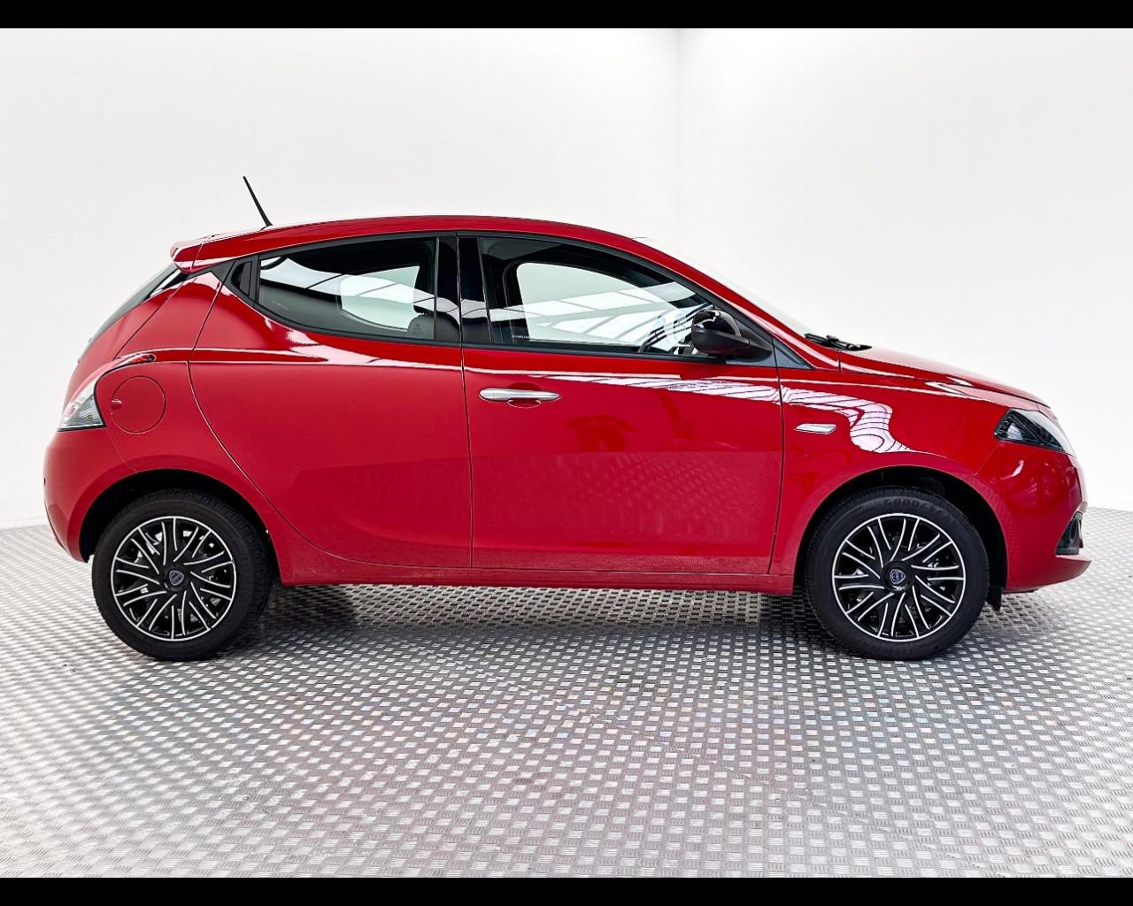 LANCIA Ypsilon 1.0 FireFly 5 porte S&S Hybrid Gold