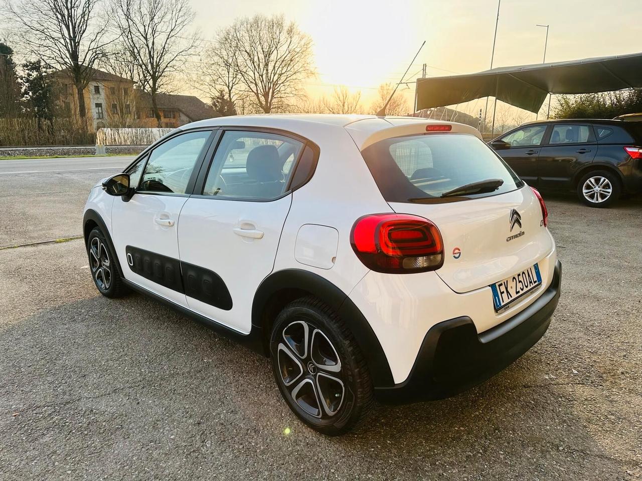 Citroen C3 PureTech 82 GPL Shine