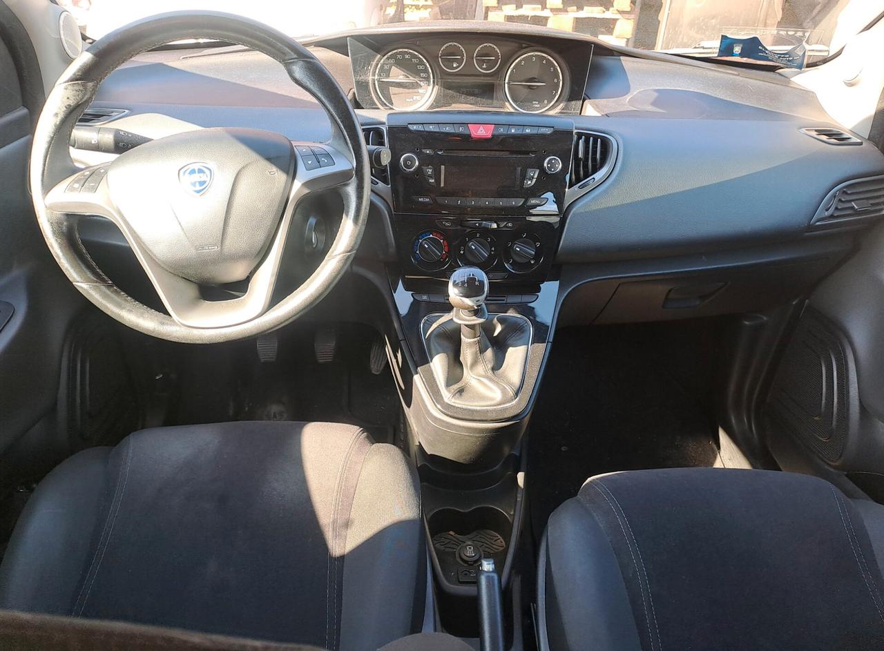 Lancia Ypsilon 1.2cc 69CV 5porte GPL