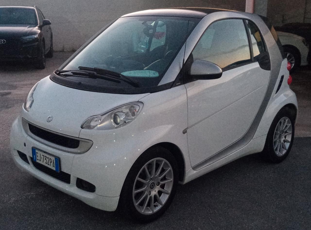 Smart ForTwo 1000 52 kW coupé passion