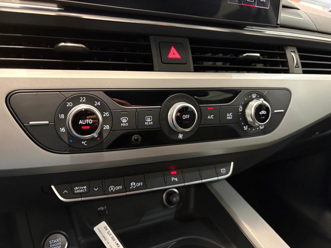 Audi A4 30 TDI/136 CV S tronic line edition