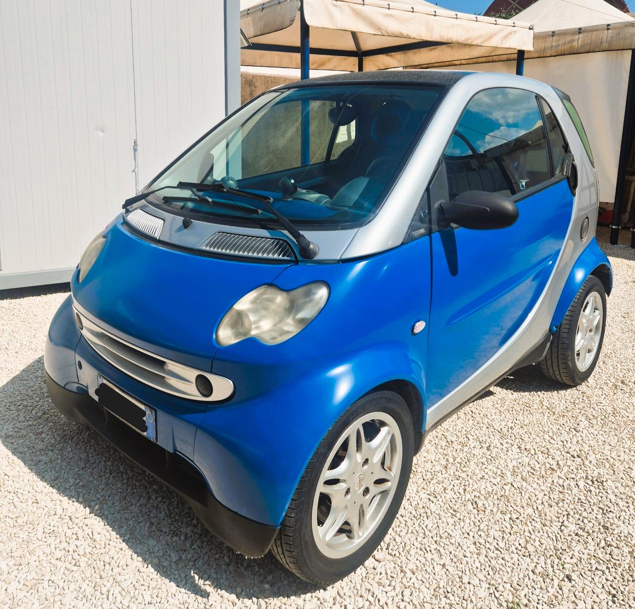 Smart ForTwo 700 coupé pure (37 kW)