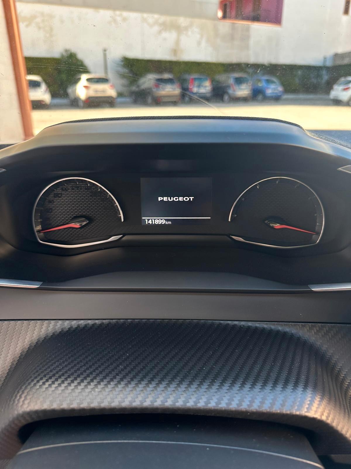 Peugeot 2008 PureTech 100 S&S Active